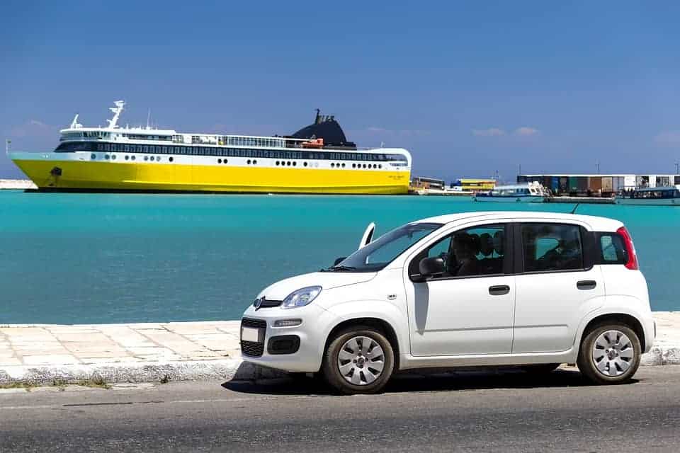 10 Tips to Save On Car Rentals 2 Car rental