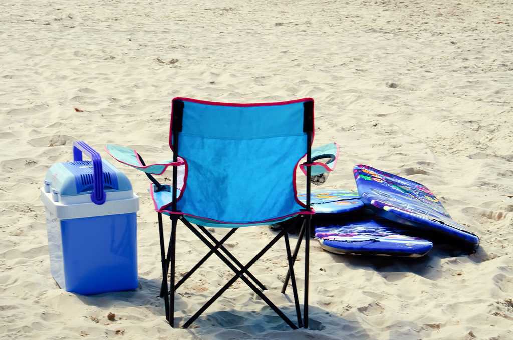 How to Shop for a Beach Cooler that Will Handle Your Needs 1