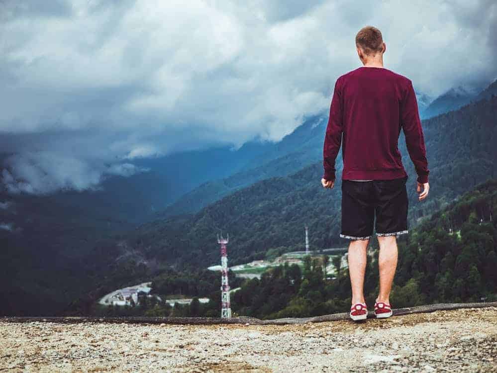 Traveling to Singapore During the COVID-19 Period 2 Traveling to Singapore During the COVID-19 Period 2