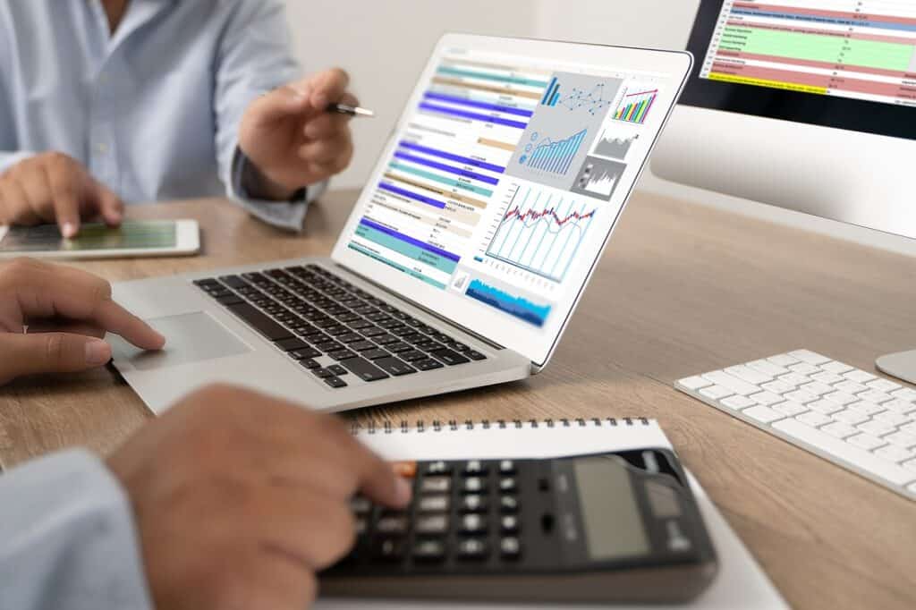 Heal and improve your business finances with these tips 3 Business tool work