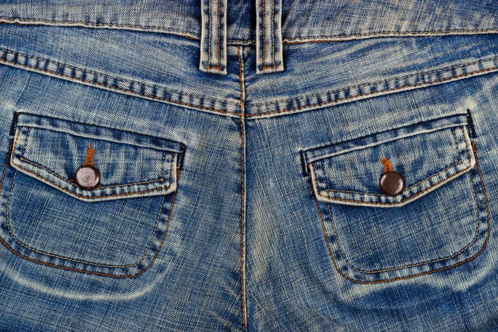 A Comprehensive Guide to Protect Yourself From Pickpockets 2 A Comprehensive Guide to Protect Yourself From Pickpockets 2