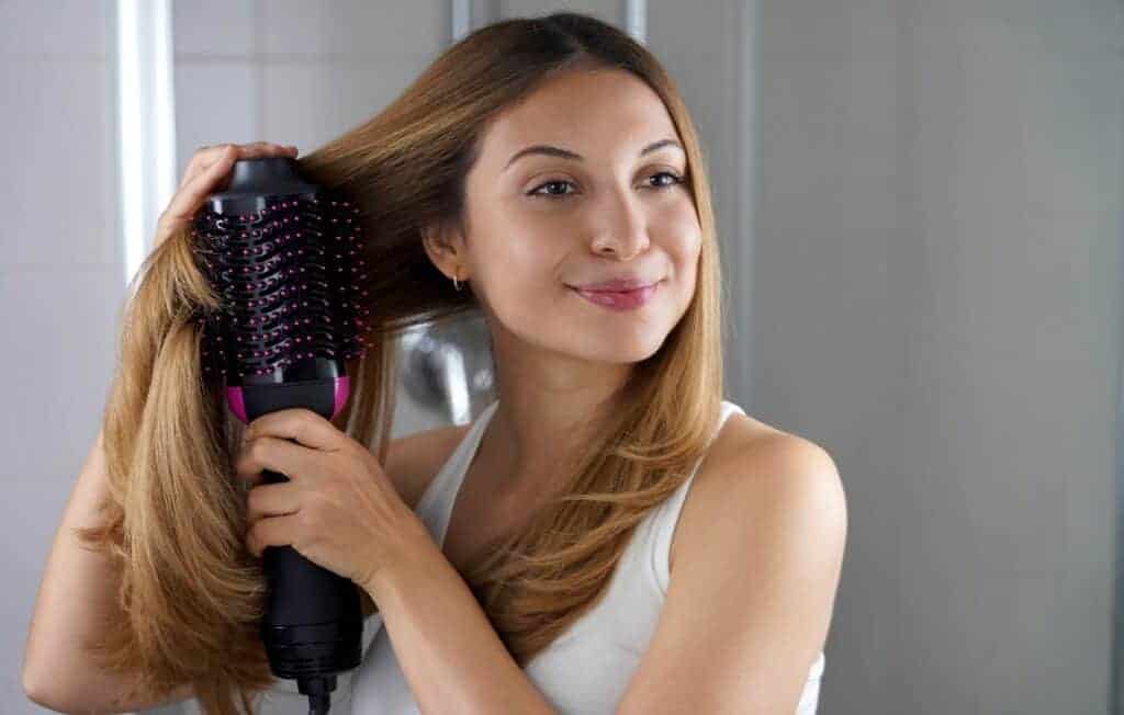 How To Use A Hair Straightening Brush For The First Time