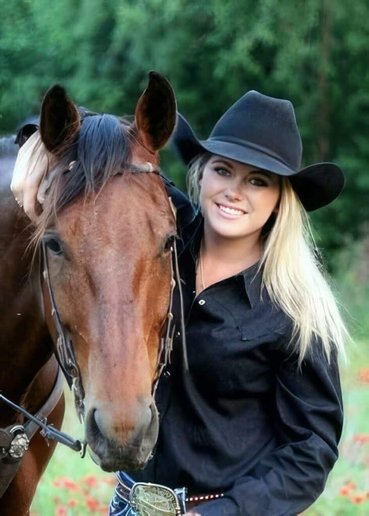Hot Cowgirl Photos: Capturing The Spirit Of The American West 37 Hot Cowgirl Photos: Capturing The Spirit Of The American West 37