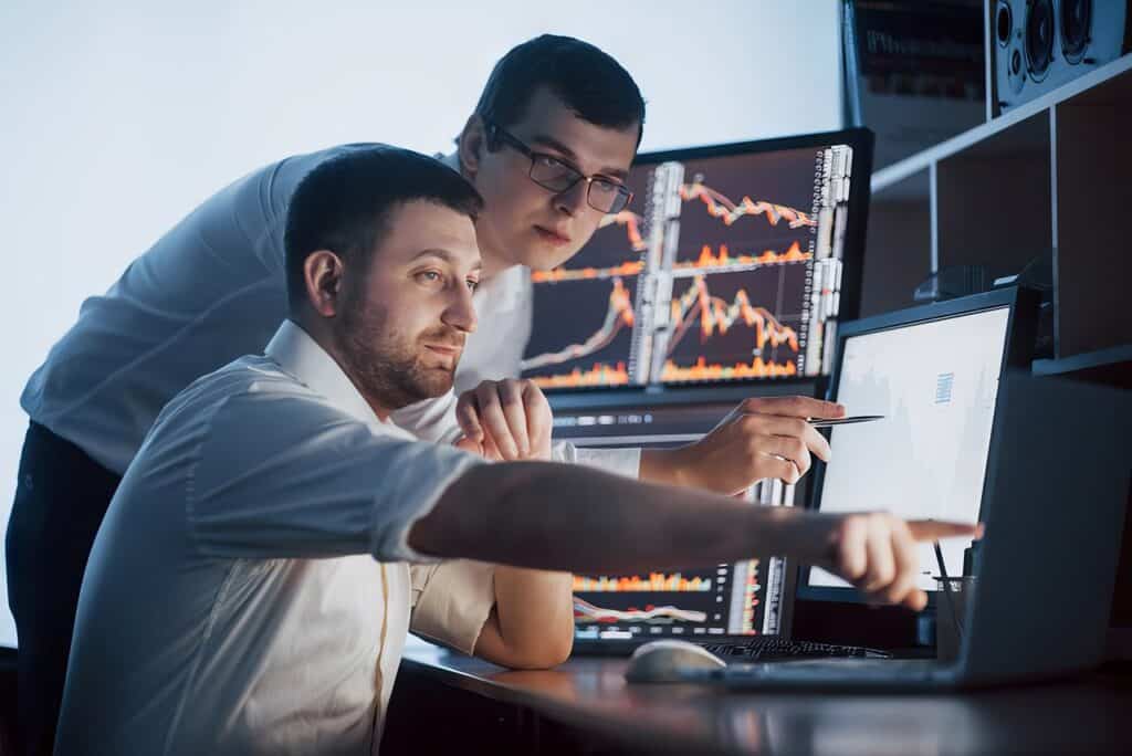 Fast Track Your Forex Success: 8 Pro Tips for Beginners 3 Fast Track Your Forex Success: 8 Pro Tips for Beginners 3